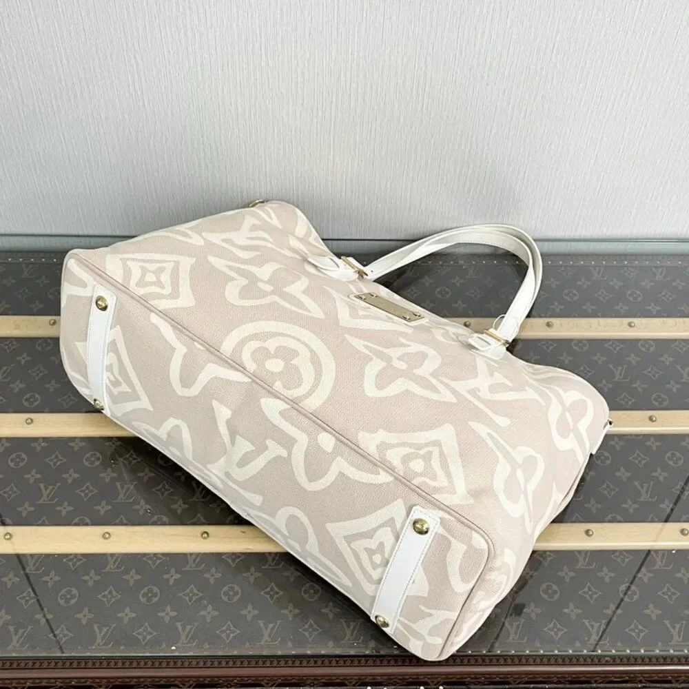 Louis Vuitton Women Pre-Loved Bag Very Good Condition